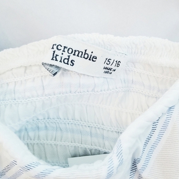 2 Ambercrombie Kids summer tops - Picture 5 of 10